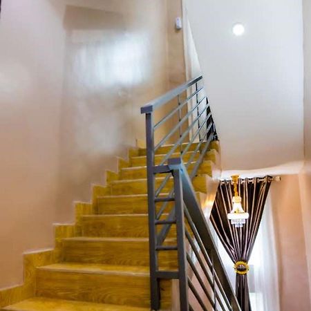 El Elyon Hotel And Suites Lagos Kültér fotó