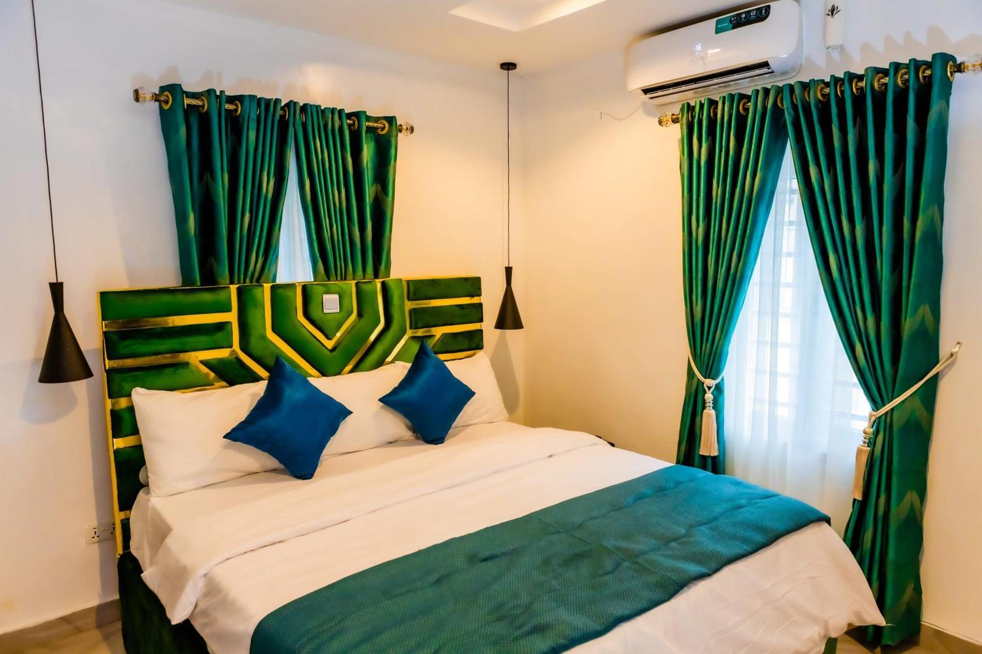 El Elyon Hotel And Suites Lagos Kültér fotó