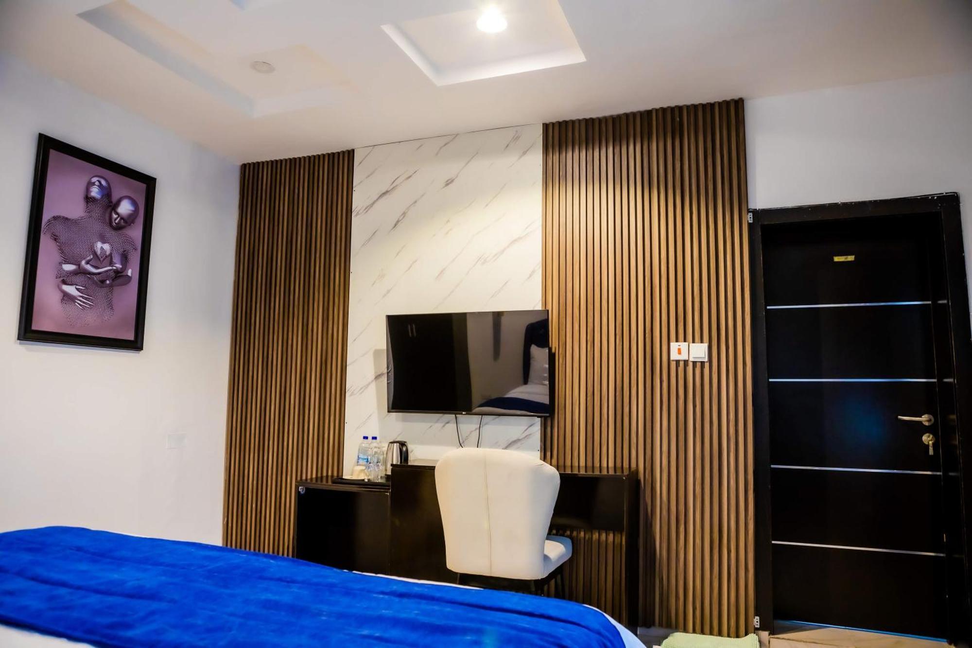 El Elyon Hotel And Suites Lagos Kültér fotó